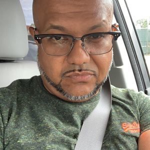 Meet your Posher, Manuel